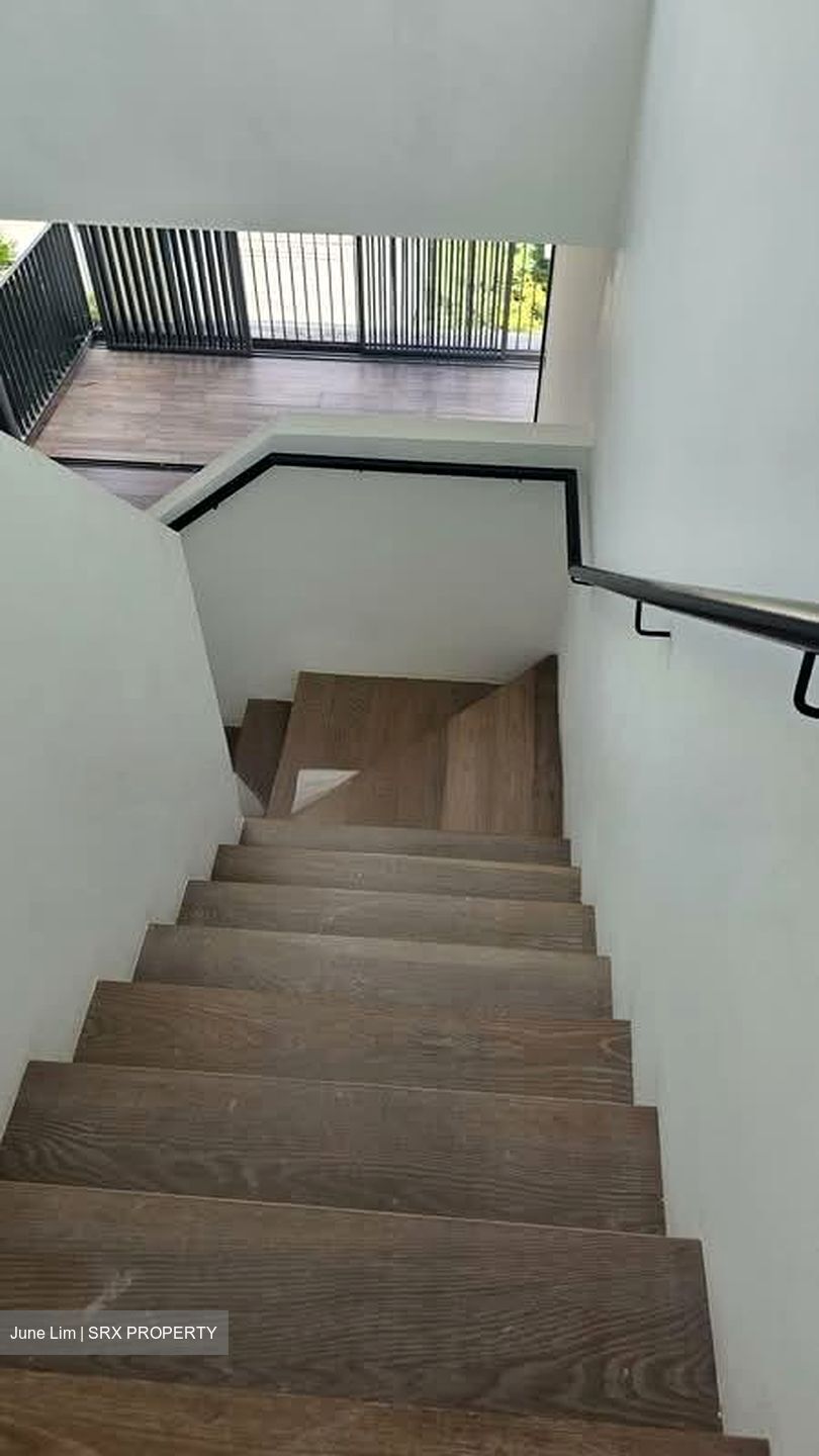 10 Evelyn (D11), Apartment #534542381